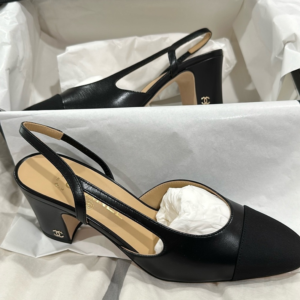 Chanel slingbacks black goatskin leather